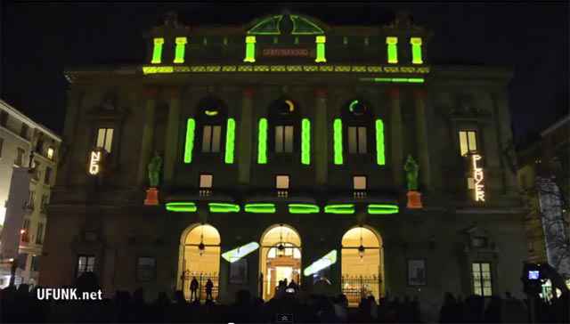 Un flipper géant en « mapping  3D » à Lyon