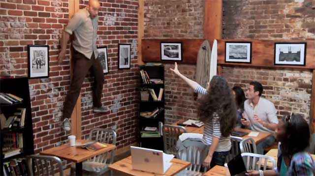 Télékinésie dans un coffee shop – Quand la pause vire au cauchemar