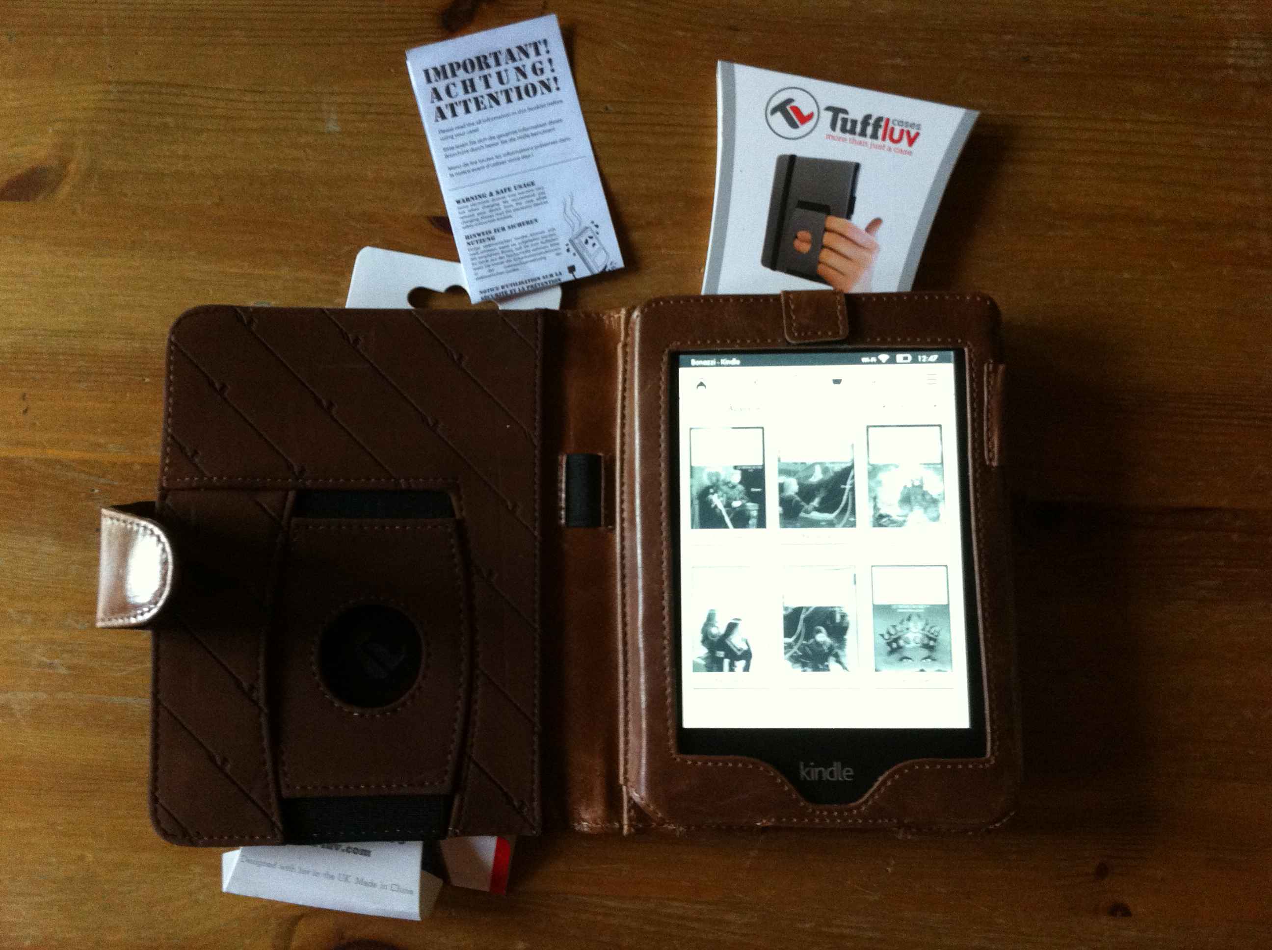 Test - Housse Kindle Paperwhite / Touch Tuff-Luv Embrace Plus