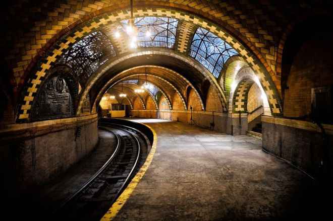 Most-Impressive-Subway-Stations-In-The-World1__880-660x439