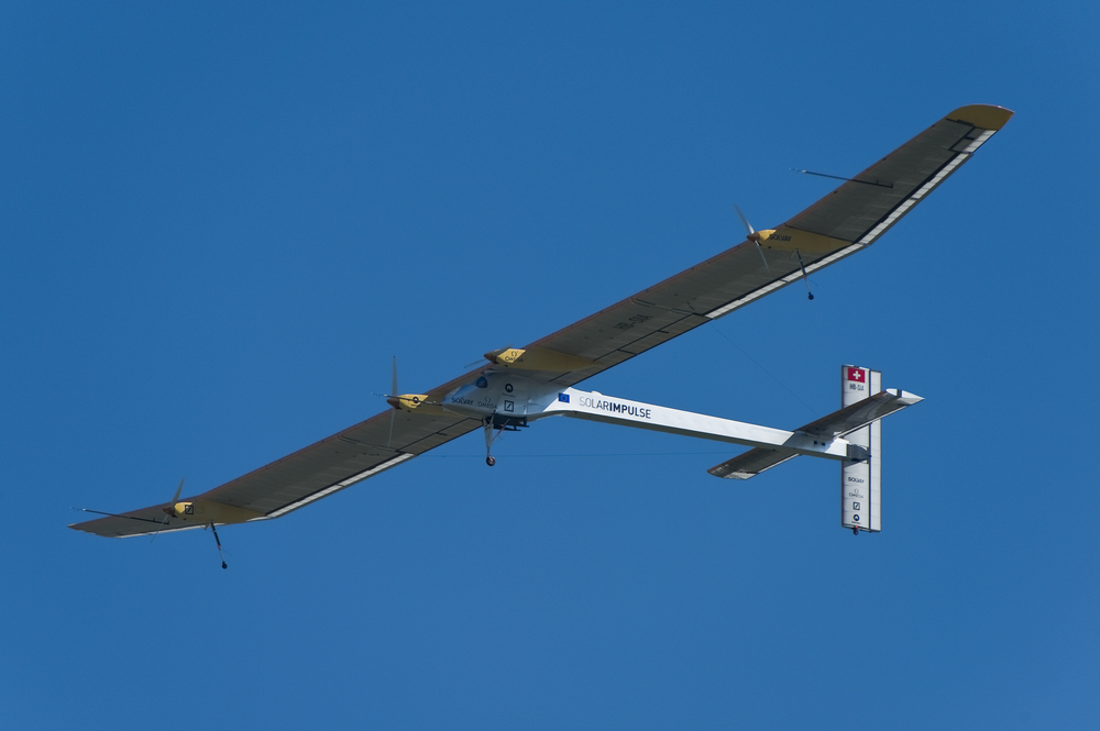 Suivez en direct le tour du monde de Solar Impulse 2, l'avion propulsé par énergie solaire.