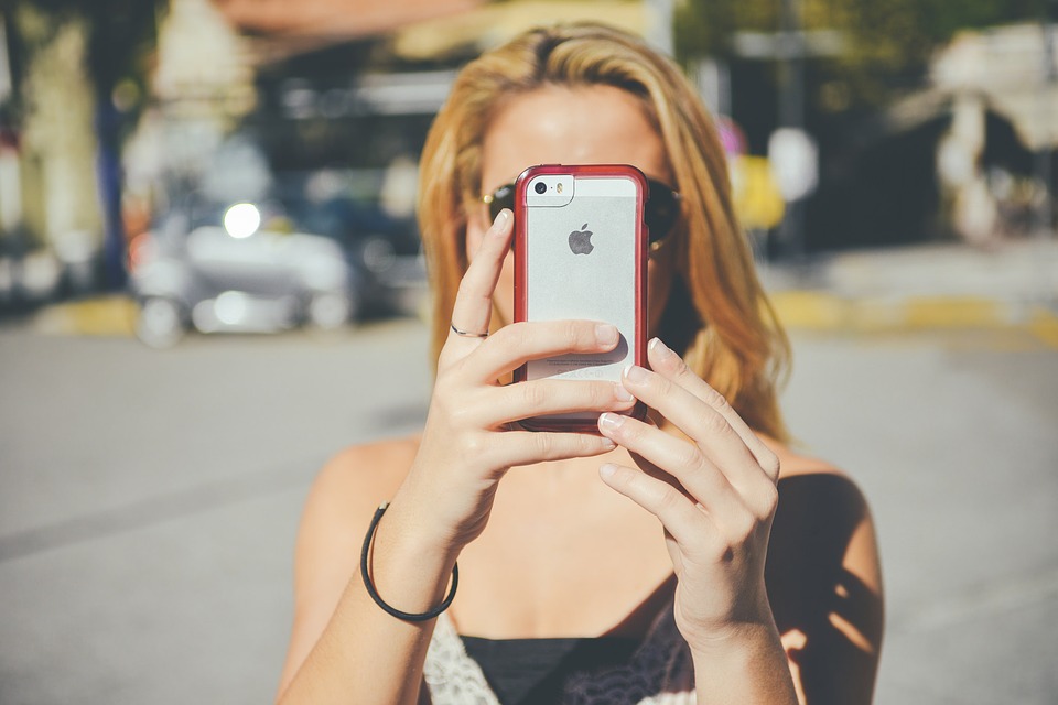 Mon téléphone est-il compatible avec le réseau d'un autre pays ?