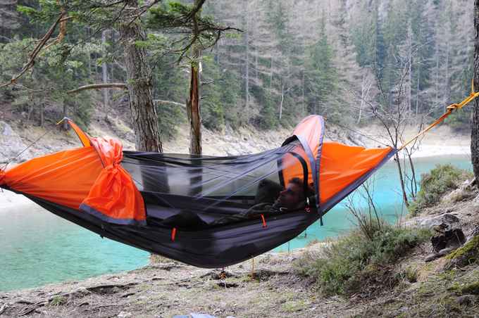 flying Tent