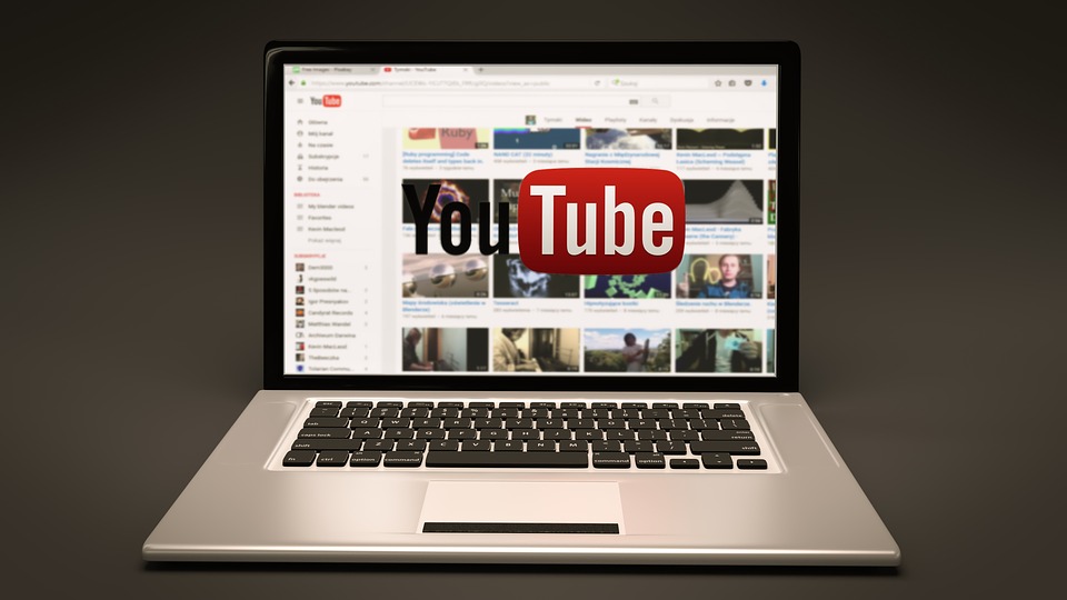 Youtubeur gaming, bientôt un métier ?