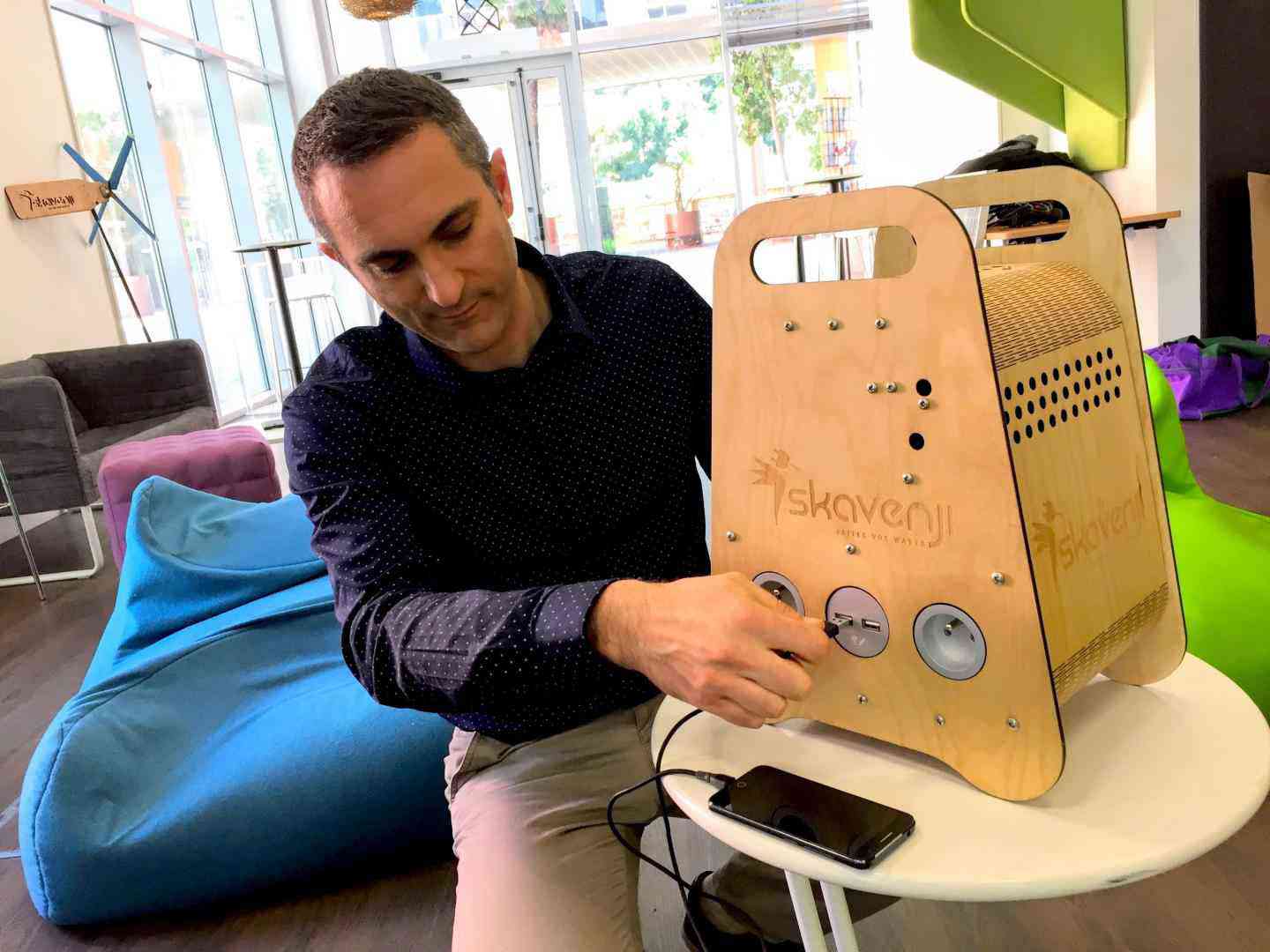 Skavenji, la box pour produire de l'électricité gratuitement