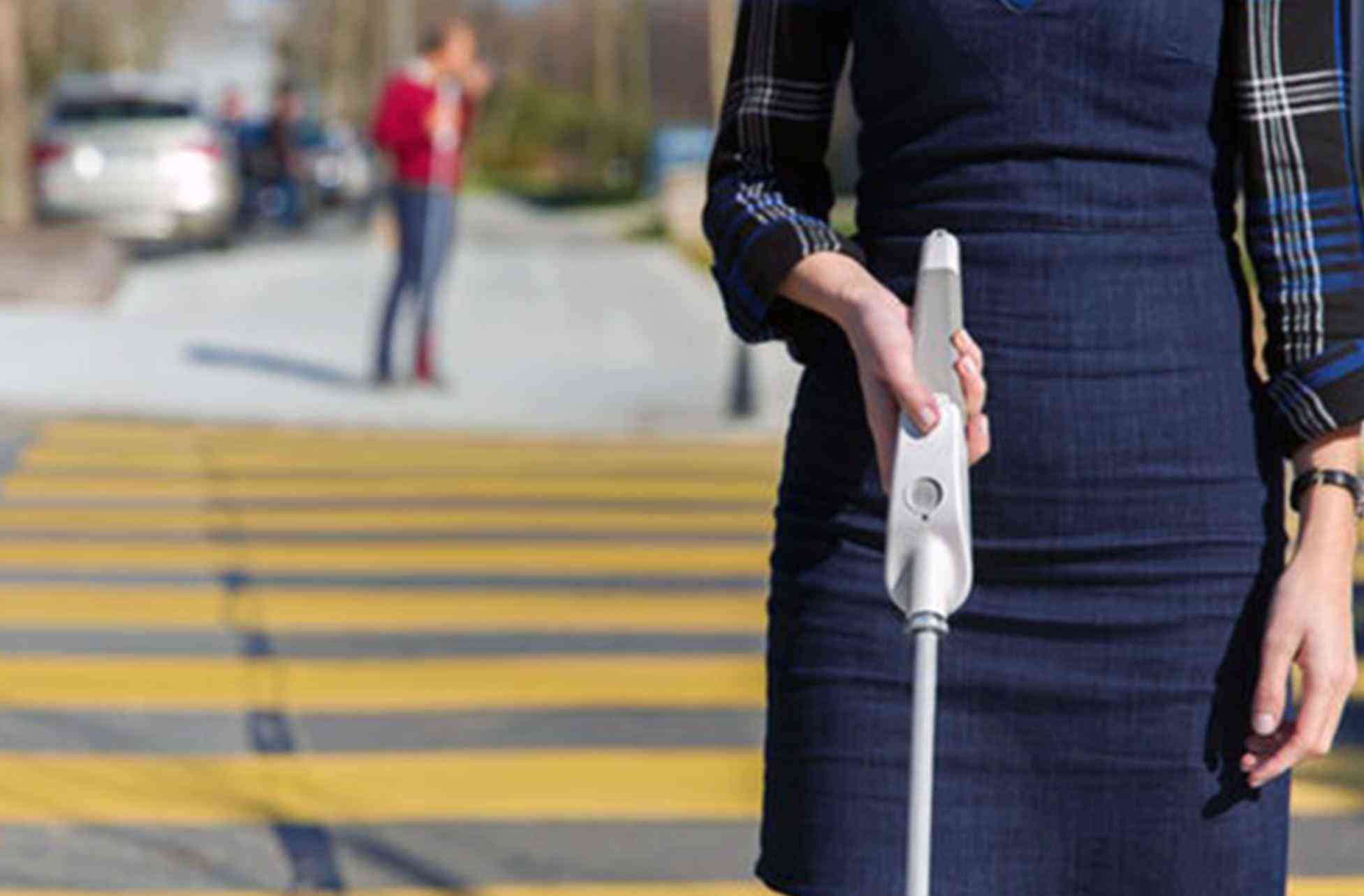 WeWALK, la canne connectée à ultrasons pour les personnes aveugles et malvoyantes