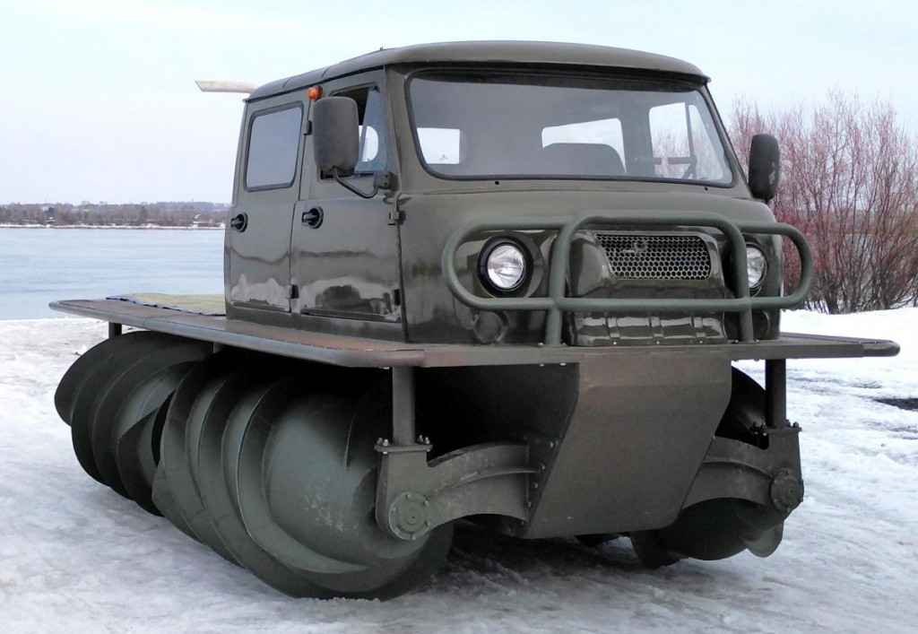 Chnekokhod ZVM-2901, le camion russe tout terrain à vis sans fin