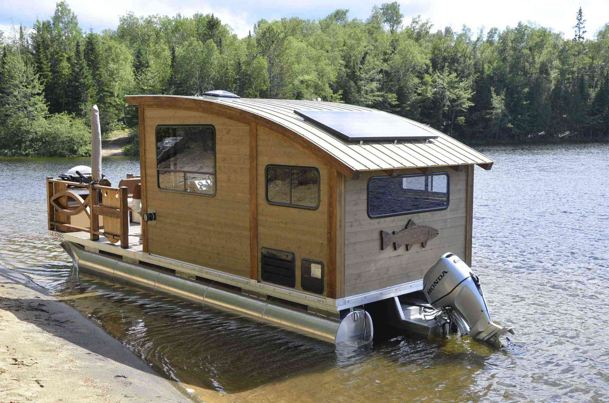 Korok, bien plus qu’une caravane, une tiny house flottante !