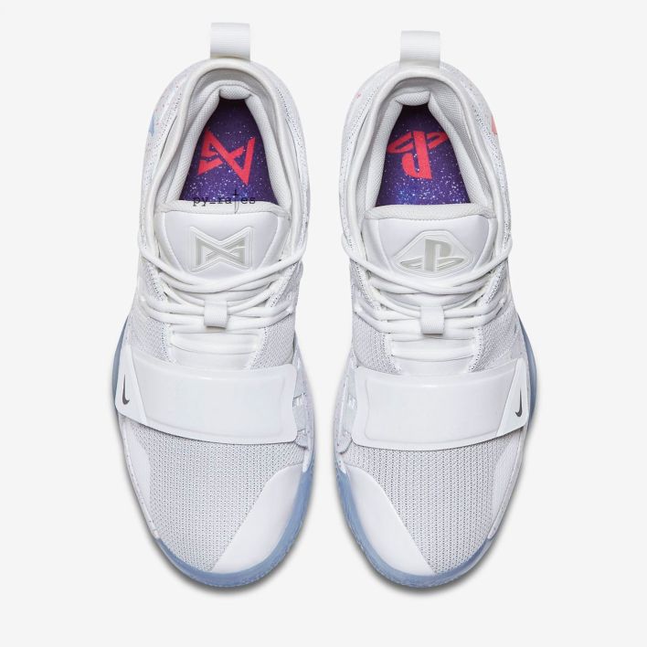 Sony et Nike s'associent pour une nouvelle paire de chaussures