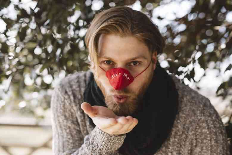 Le bonnet de nez Nose Warmer, la nouvelle tendance automne-hiver ?