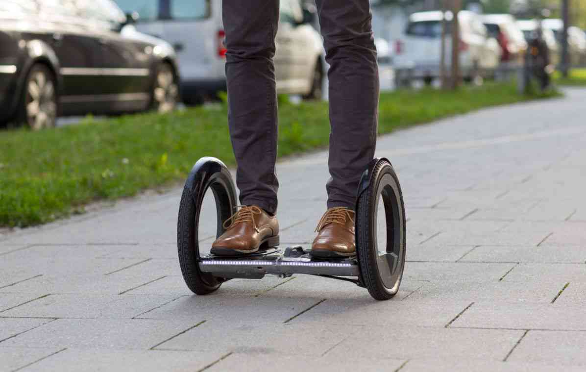 Urmo, un gyropode électrique pliant pour le moins étonnant