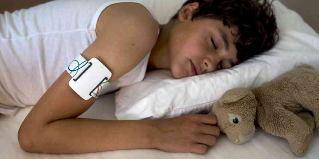 Nightwatch, le bracelet pour détecter les crises d'épilepsie nocturnes