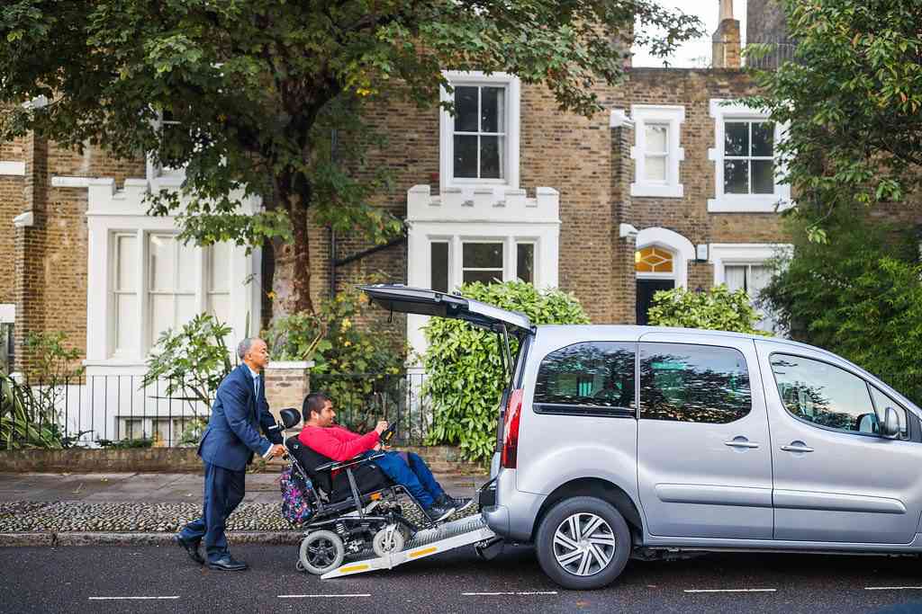 Uber va dédier une flotte de véhicules pour les personnes en fauteuils roulants