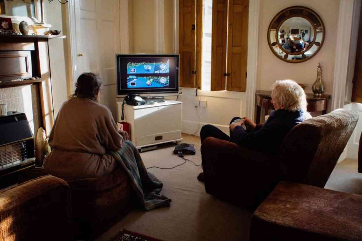Un couple se bat en duel à Mario Kart tous les jours depuis 18 ans pour savoir qui va préparer le thé