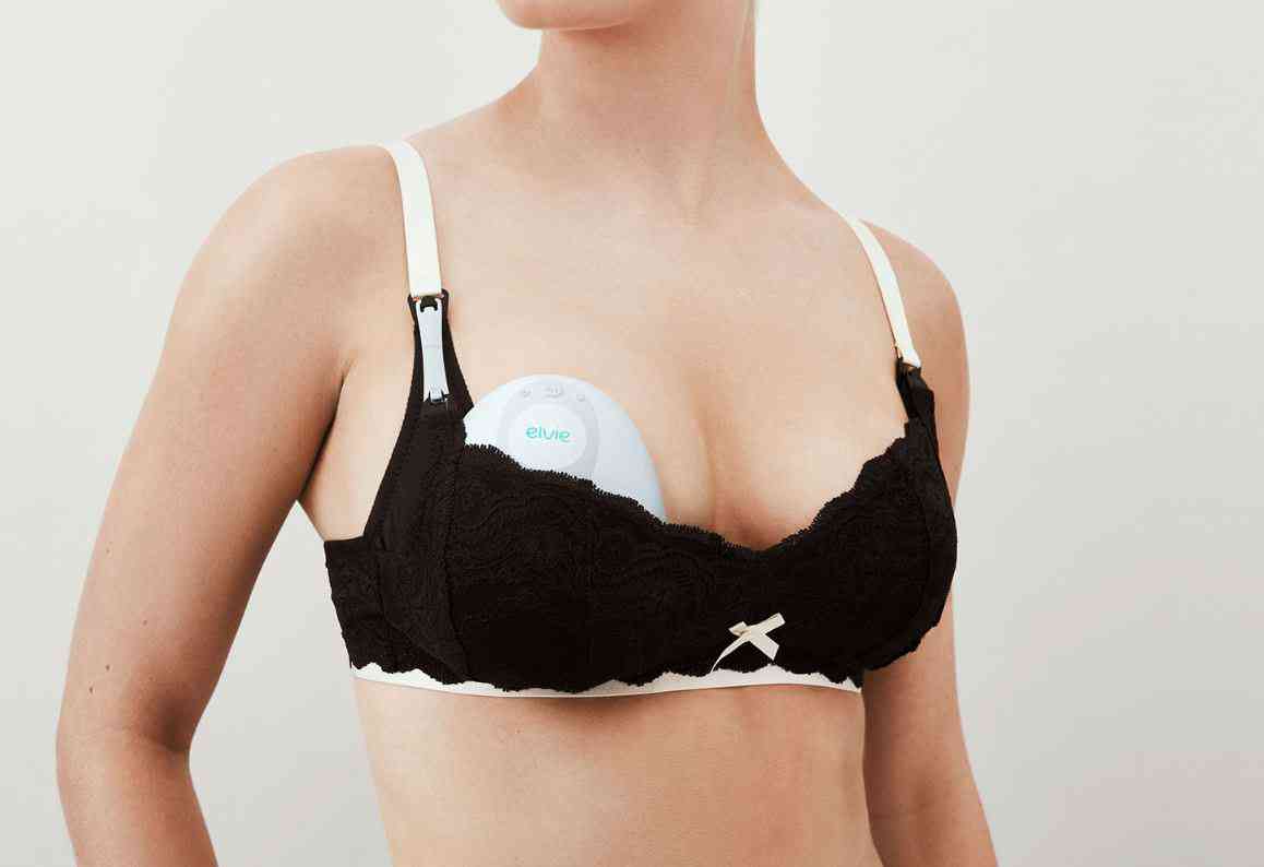 Elvie pump, un dispositif pour tirer du lait n'importe où et en toute discrétion