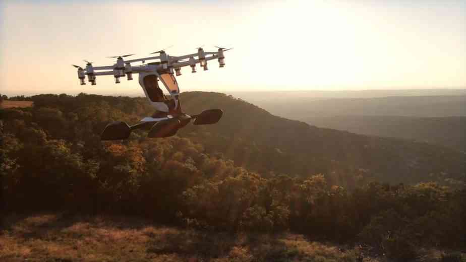 Vous rêviez de piloter un drone seul, sans accompagnant ? Ce sera bientôt possible dans 25 villes des Etats-Unis. Découvre le Lift Aircraft.