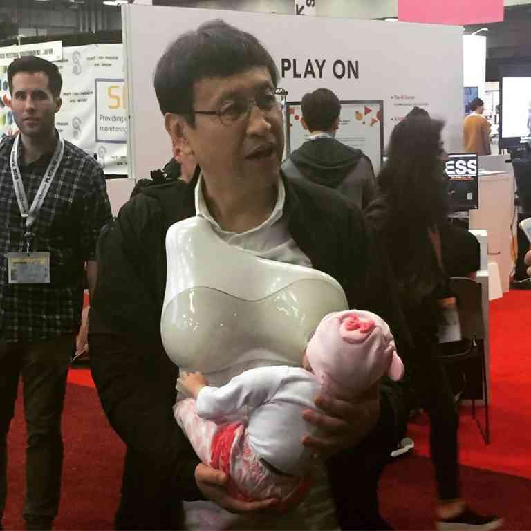 Un nouveau kit japonais pour que les papas allaitent leurs bébés