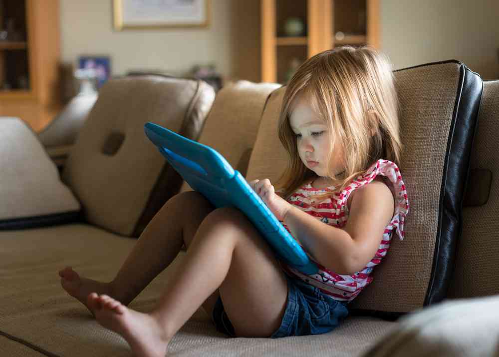 « Pas du tout d'écran avant 3 ans ! » cette étude est formelle