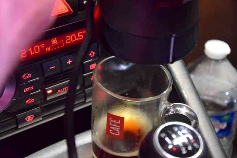 Nous avons testé la machine à café nomade Handpresso