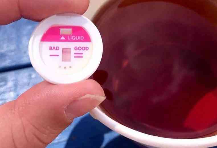 SipChip, le test qui détecte la "drogue du violeur" dans les verres