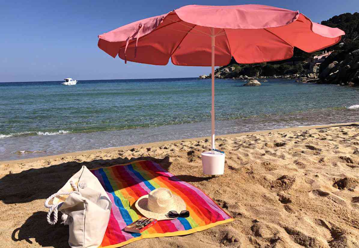 Para'vols, l’ingénieux parasol antivol et anti-envol