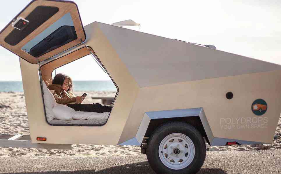 Polydrop : Cette mini caravane design et futuriste est vendue 8000€