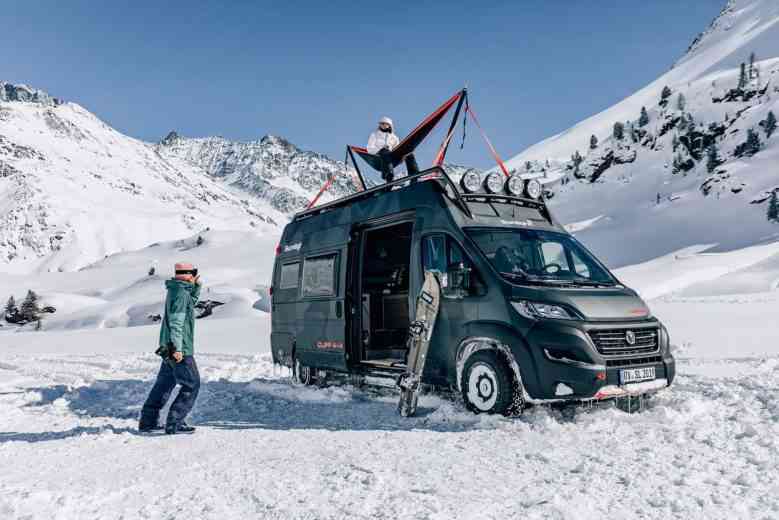 Sunlight : Cliff 4×4 Adventure, le van aménagé taillé pour les baroudeurs et sportifs de l’extrême