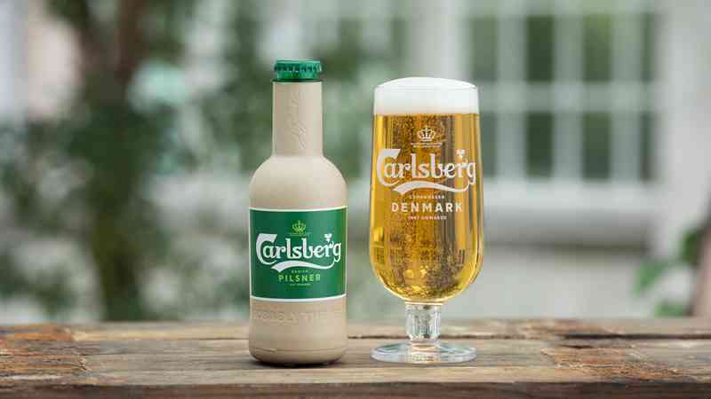 Carlsberg veut créer des bouteilles de bières en papier