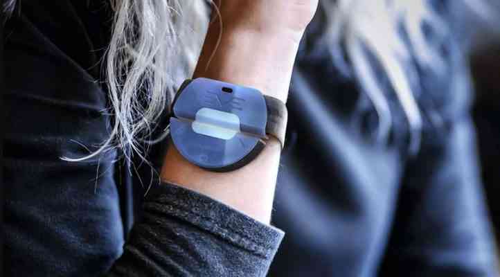 EVE, un bracelet anti-agression très innovant