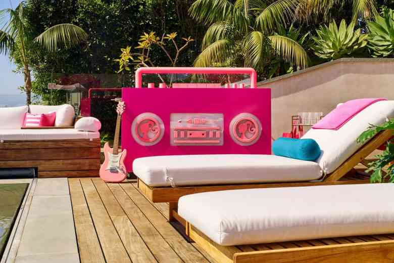 Airbnb : vous pouvez enfin louer la maison toute rose de Barbie - NeozOne