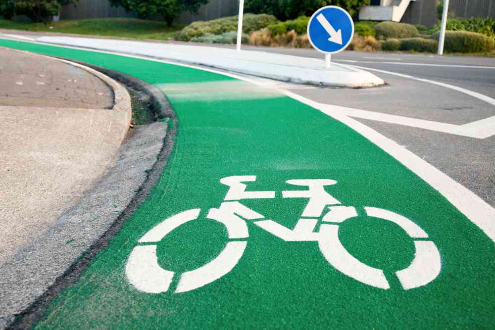 Rouen : certaines pistes cyclables ont été peintes en vert et c'est une excellente idée !