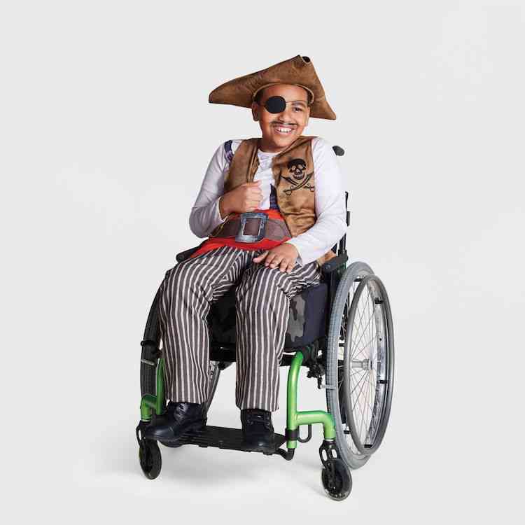 Handicap : Target dévoile une série de costumes d'Halloween inclusifs pour les enfants en fauteuil roulant