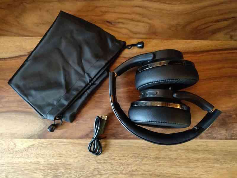 Test du Ksix : Go & Play Reverse, un étonnant casque audio qui se transforme en enceinte portable