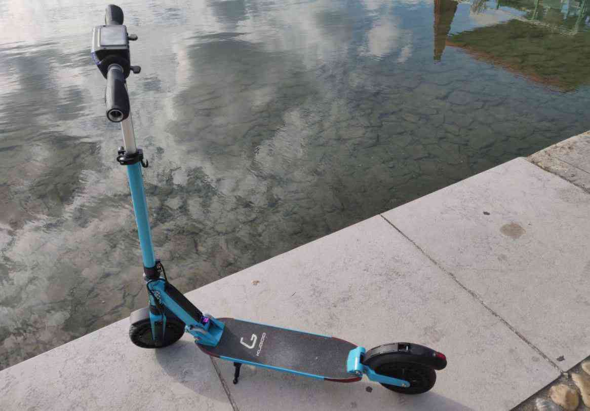 Nous avons testé la trottinette électrique Kugoo S1