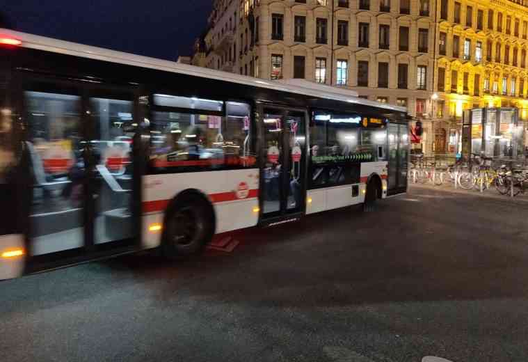 Lyon : les bus proposent désormais l'arrêt à la demande après 22 heures sur toutes les lignes