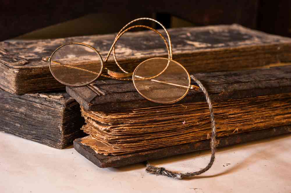 Ce livre médiéval s'ouvre de six manières différentes, révélant six livres indépendants