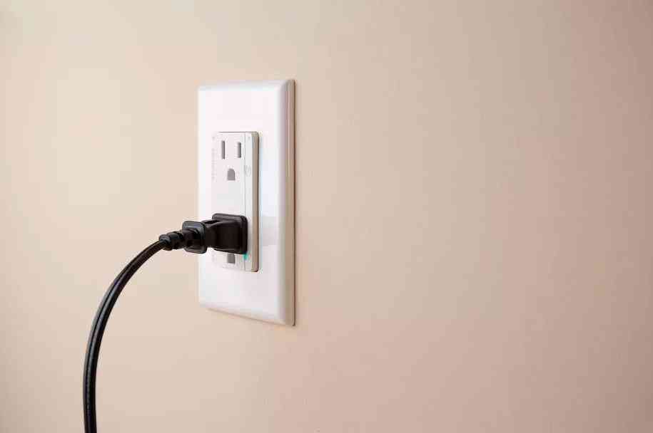 Smart In-Wall, la prise connectée que vous pouvez contrôler avec Siri, Alexa ou Google Assistant