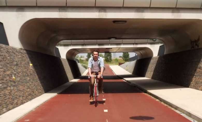 Pays-Bas : une autoroute de 16 kilomètres totalement sécurisée réservée aux cyclistes