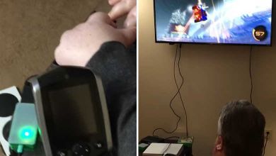 Pour un joueur en situation d'handicap, ils développent un kit qui transforme son fauteuil roulant en manette pour Xbox One