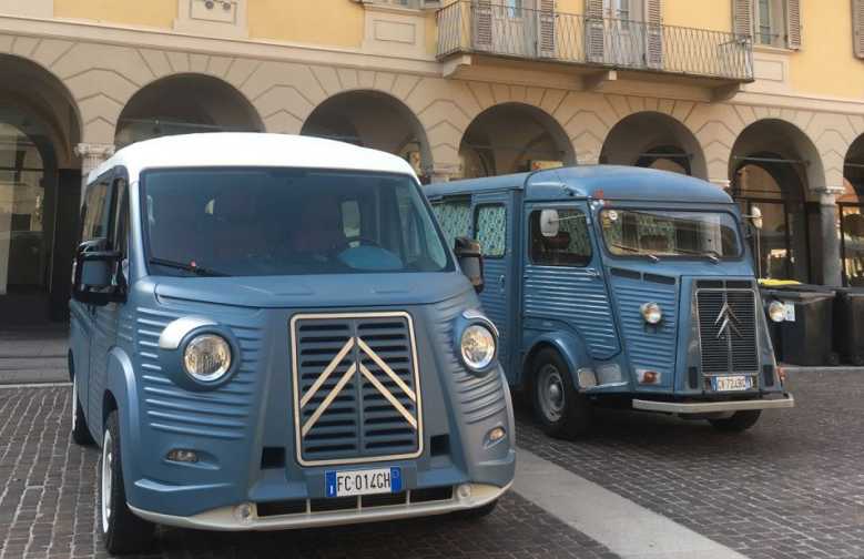 Il existe un kit pour transformer un Space Tourer en fourgon Citroën Type H