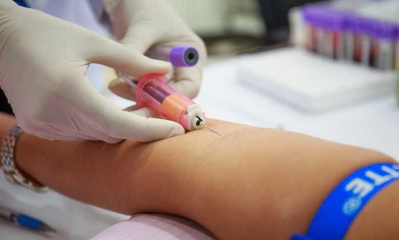 Maladie d'Alzheimer : des tests sanguins pourraient anticiper l'apparition de la maladie...