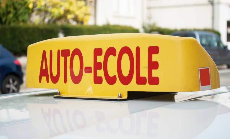 Ardèche : voici la première auto-école itinérante de France