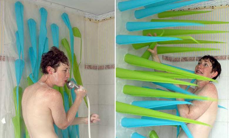 Une artiste londonienne présente un concept insolite de picots gonflables pour écourter les douches !