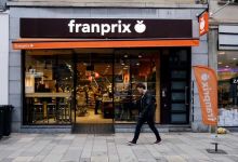 Monoprix et Franprix lancent un numéro vert pour livrer des colis aux personnes âgées !