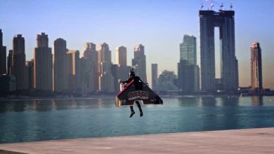 Dubaï, le français Vince Reffet réalise un record d'altitude en Jetman