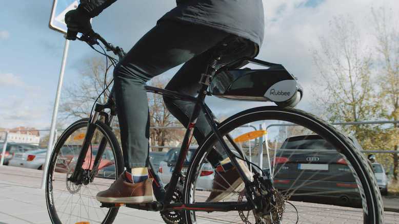 à vélo ou en bicyclette