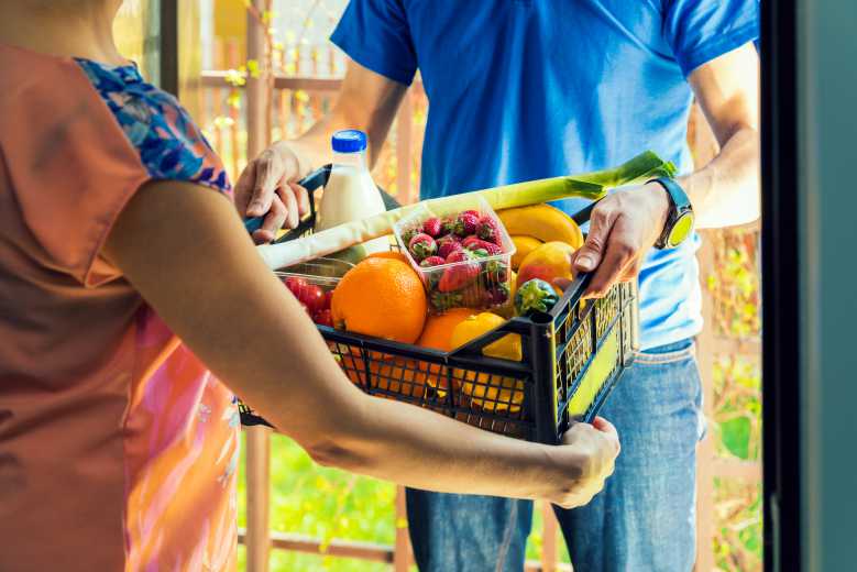 Vannes : Les Cuisiniers Solidaires livrent des paniers alimentaires aux familles dans le besoin