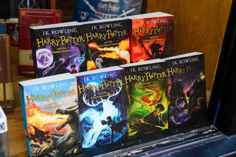 Ecole à la maison : JK Rowling ouvre les droits sur les lectures d'Harry Potter aux enseignants