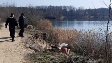 Insolite : des naturistes tchèques verbalisés... pour non-port du masque... facial !