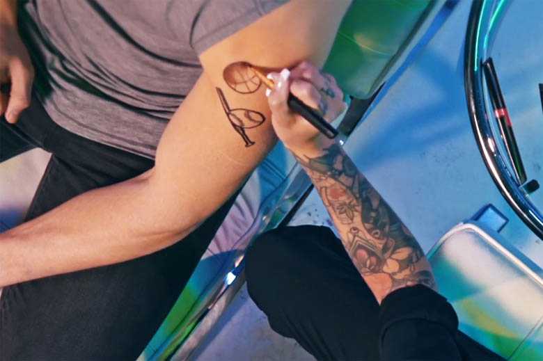 BIC : BodyMark, un stylo pour se tatouer tout seul